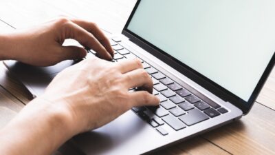 HP開設いたしました。